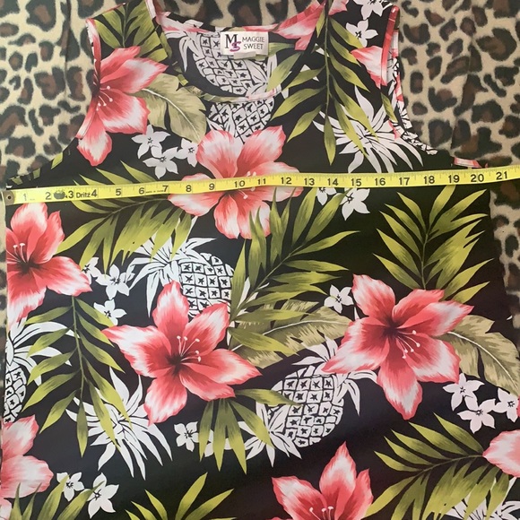 Maggie Sweet bright tropical print sleeveless top - Picture 6 of 6